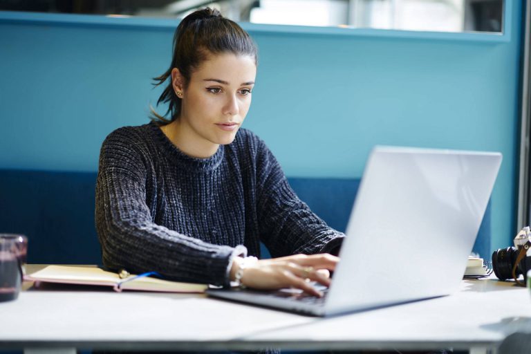 Jak pisac skuteczne teksty marketingowe  768x512