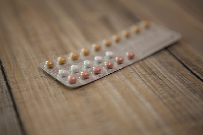 pills g68a6bf327 1920 768x512