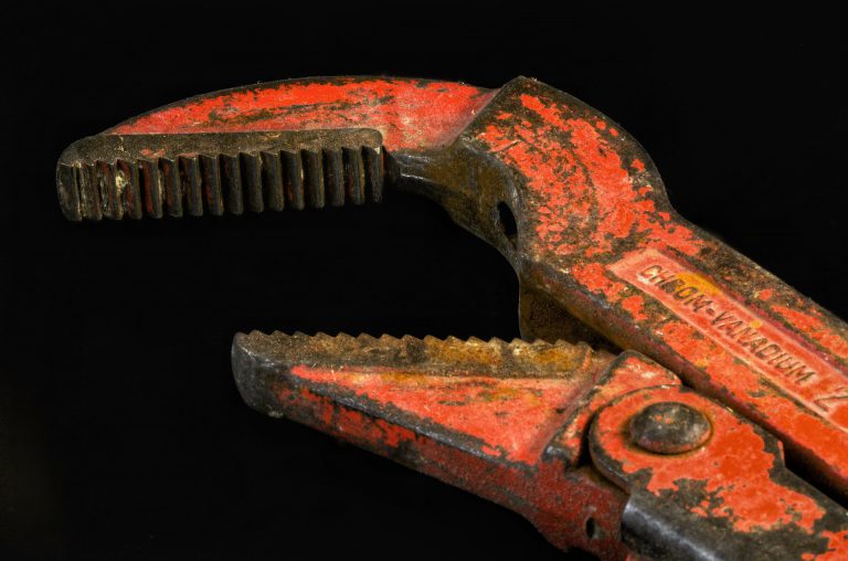 pipe wrench g353dedfb6 1920 768x508