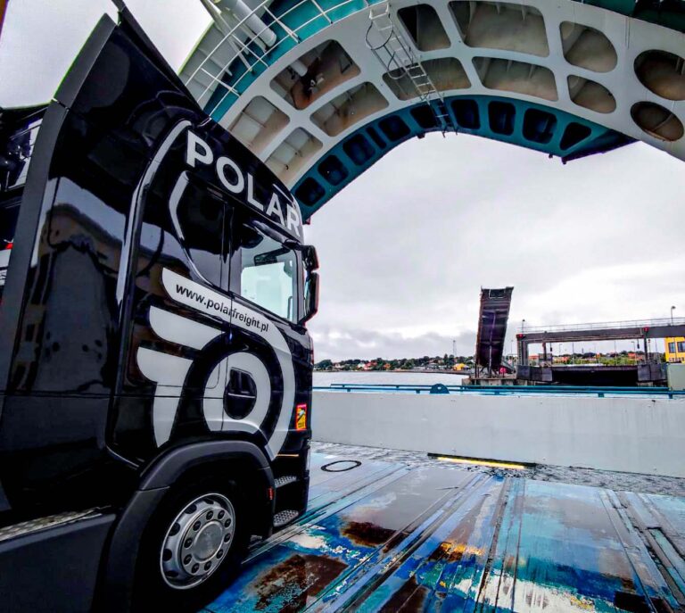 PolarFreight08 768x687